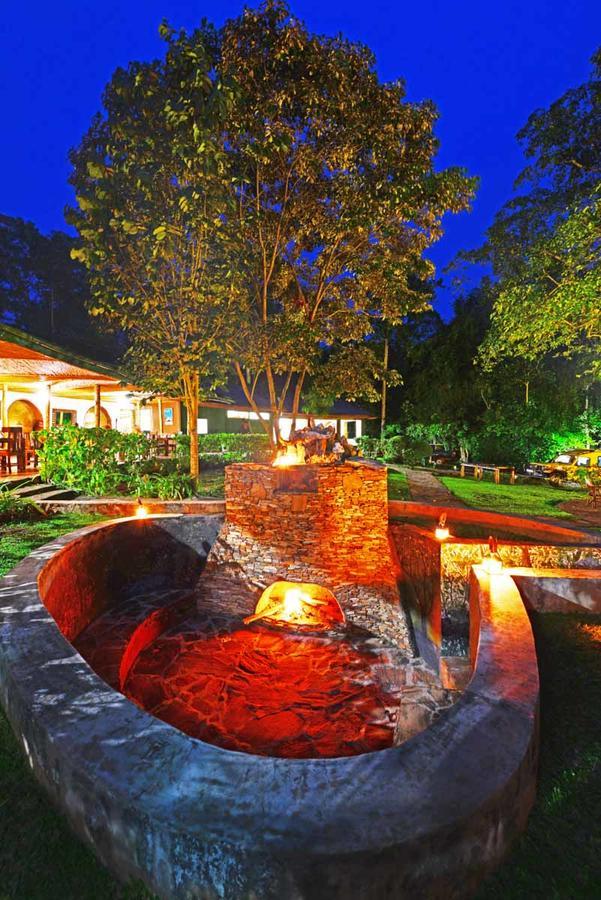 Primate Lodge Kibale Kampala Exterior photo