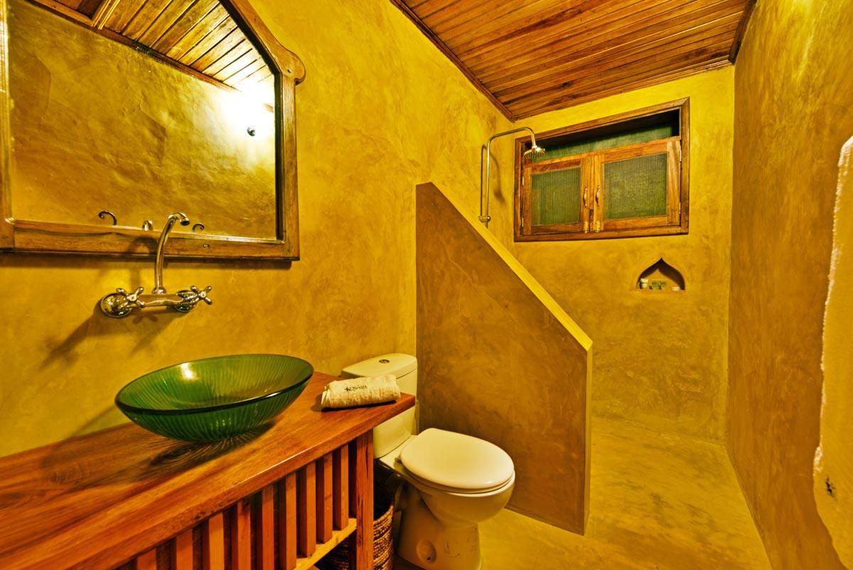 Primate Lodge Kibale Kampala Exterior photo